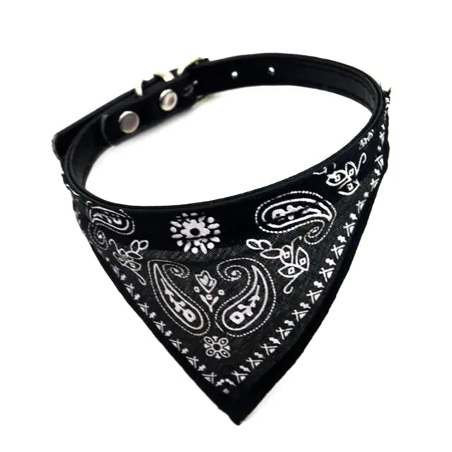 Justerbar bandana til kjæledyr