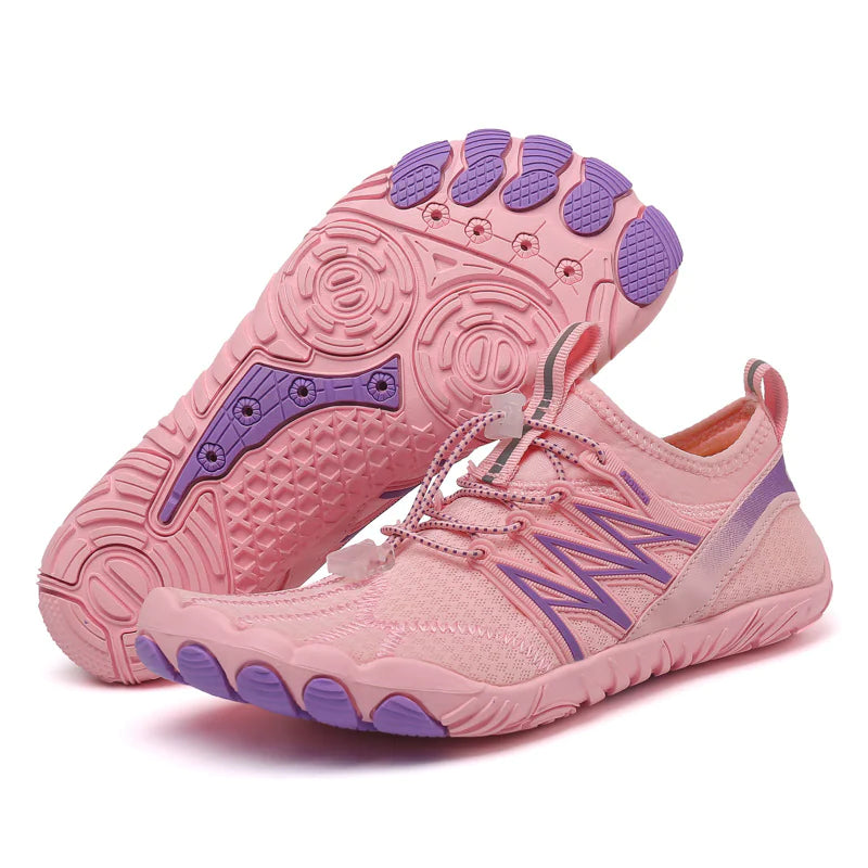 Allsidige utesko til terreng/vann