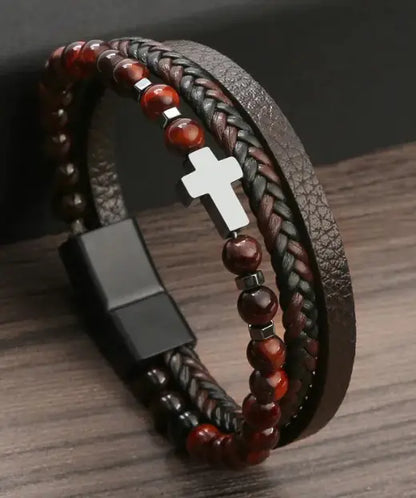 Armbånd med kors og steiner