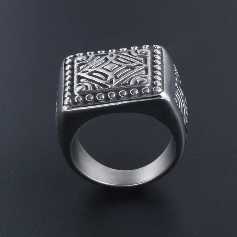 Trendy ring for menn