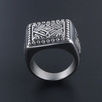 Trendy ring for menn