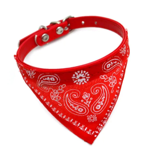 Justerbar bandana til kjæledyr